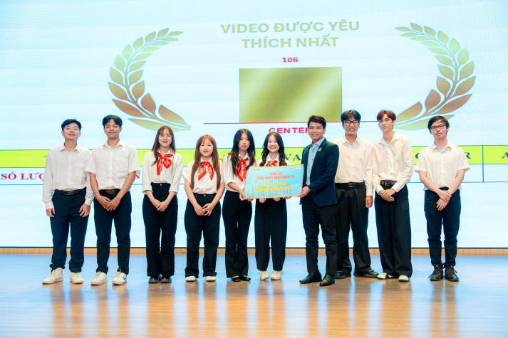 [Video] Khi sinh viên Khoa Quản trị kinh doanh nhập vai nhà tuyển dụng thực thụ 64