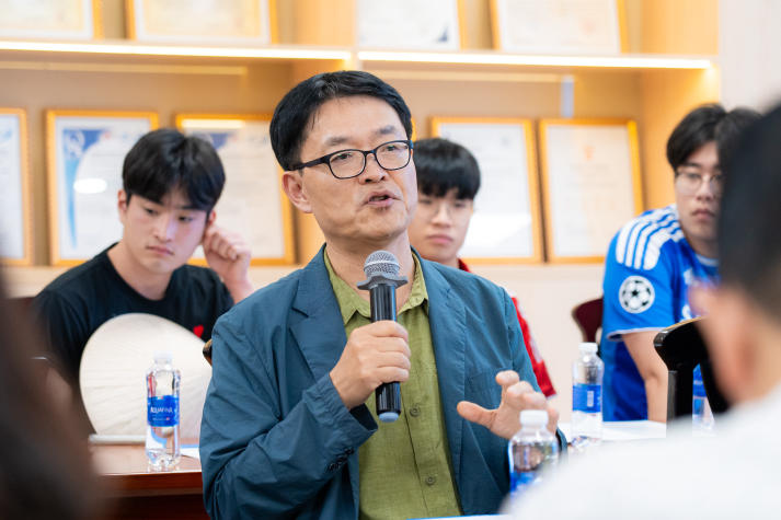 HUTECH làm việc với Jeju National University, thảo luận về hợp tác đa tầng 58