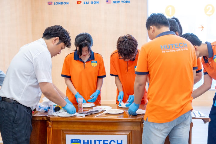 Sinh viên HUTECH học hỏi kiểm soát chất lượng trong sản xuất thực phẩm và tìm kiếm cơ hội thực tập tại Nhật Bản 105