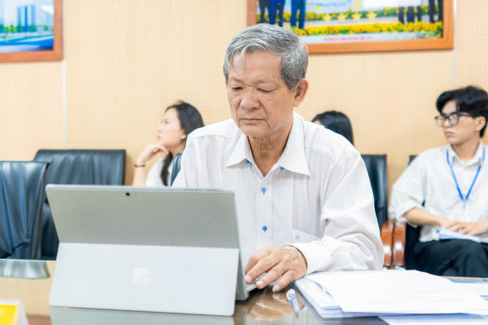 NCS. Lê Thị Mỹ Hạnh bảo vệ chuyên đề luận án Tiến sĩ về ứng dụng AI trong ngành lưu trú 25