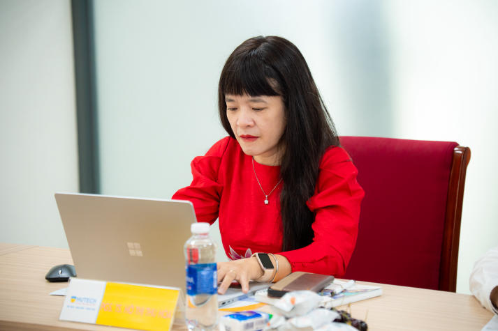 NCS Đinh Hoàng Anh Tuấn bảo vệ Luận Án Tiến sĩ cấp Trường tại HUTECH 41