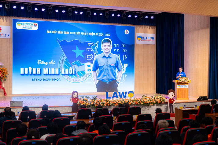 Tân sinh viên Khoa Luật khóa 2025 chính thức bước vào hành trình chinh phục kiến thức pháp lý 40