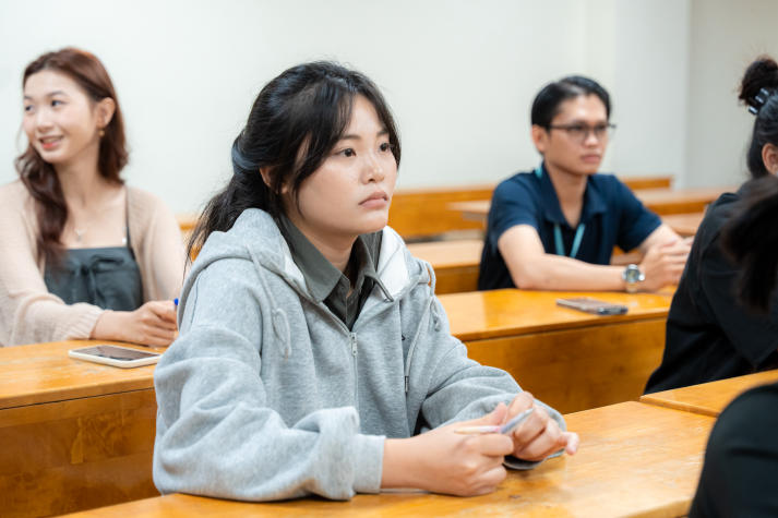 Bản lĩnh, tự tin, nổi bật: Sinh viên Khoa Trung Quốc học tỏa sáng tài năng “Ngôi sao Hán ngữ” 26