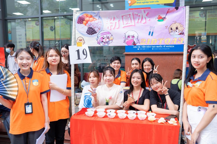 Sinh viên HUTECH thưởng thức món ngon, giao lưu văn hóa xứ Đài qua "Ngày hội văn hóa ẩm thực Đài Loan" lần 2 126