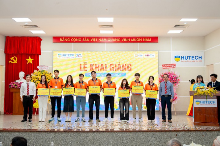 [Video] GS.TSKH. Hồ Đắc Lộc: “Bài học vỡ lòng là tình yêu Tổ quốc, yêu đồng bào và lòng trung thực” 71