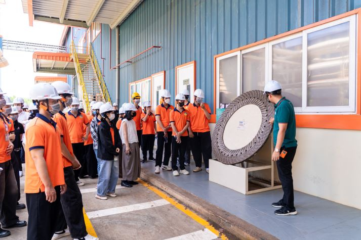 Khám phá công nghệ sản xuất tại Nhà máy KES, sinh viên Kiến trúc - Xây dựng mở rộng tư duy thiết kế kiến trúc, nội thất 36