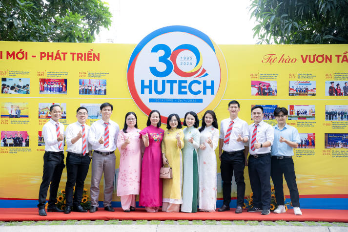HUTECH long trọng kỷ niệm 30 năm thành lập: Một hành trình, triệu khát vọng bền vững 23