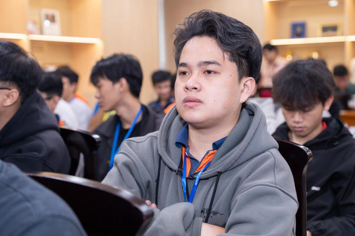 Sinh viên Khoa Công nghệ thông tin định hướng sự nghiệp trong ngành Data Analytics cùng AGEST Việt Nam 58