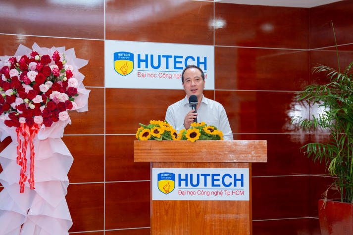 [Video] Lễ khởi động học kỳ bệnh viện: Dấu mốc khởi đầu hành trình thực tập của sinh viên Khoa Điều và Xét nghiệm HUTECH 30