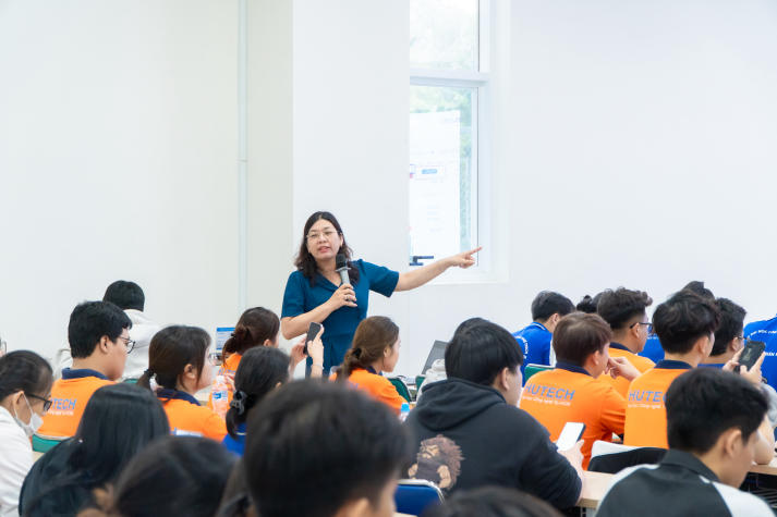 Tập huấn nghiên cứu khoa học: Bước đầu hình thành tư duy học thuật cho sinh viên Khoa Thú y - Chăn nuôi 36