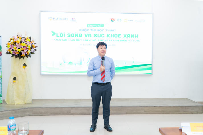 Lối sống xanh - Sức khỏe xanh: Sinh viên HUTECH kiến tạo tương lai bằng hành động bền vững 14