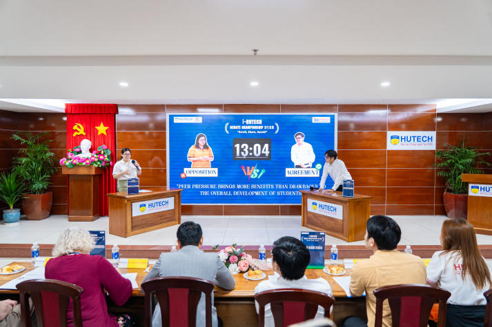 HUTECH tuyển sinh chương trình Cử nhân chuẩn Quốc tế với 10 ngành học hấp dẫn 56