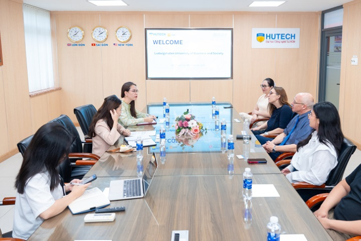 HUTECH meets with Ludwigshafen University of Business and Society (Germany) to promote applied education and internationalization 8