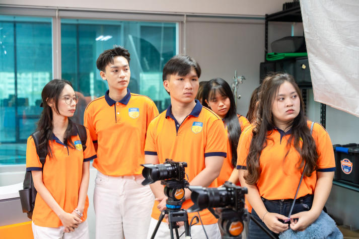 PR-ers HUTECH “chạm” môi trường doanh nghiệp tài chính tại Mirae Asset 85