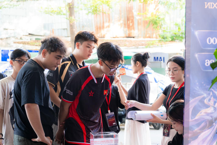 Khi eSports trở thành chất liệu cho dự án cộng đồng của sinh viên Quan hệ công chúng 63