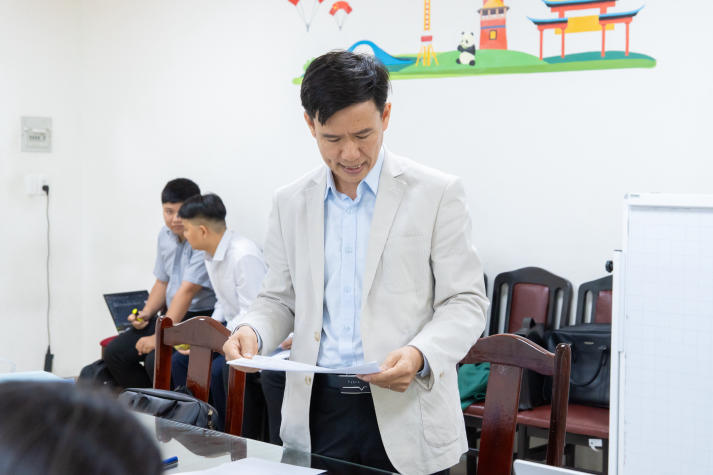 Buổi bảo vệ luận văn/đề án Thạc sĩ ngành Luật kinh tế ghi nhận góc nhìn pháp lý đa chiều 47