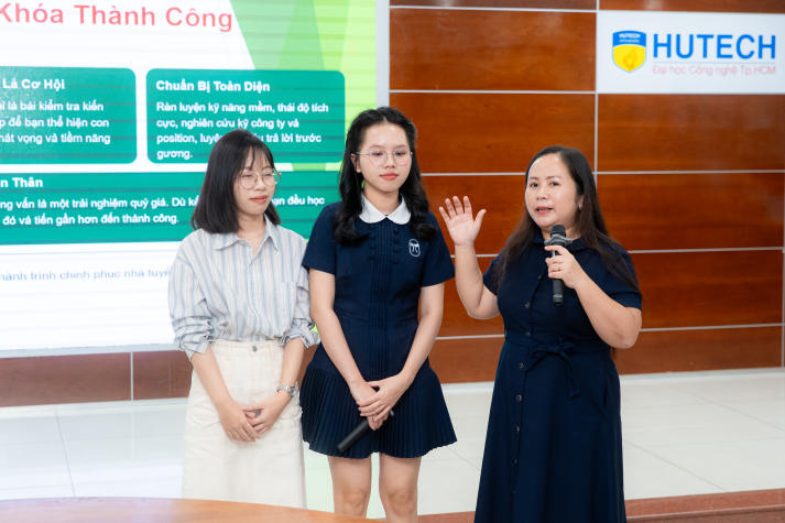 Sinh viên Khoa Hàn Quốc học khám phá cơ hội nghề nghiệp du lịch cùng đại diện Selectum Noa Cam Ranh 90