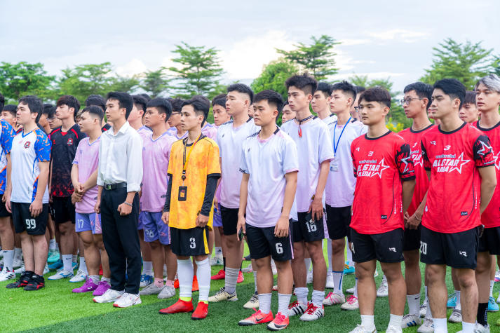 [Video] [Giải Bóng đá Sinh viên HUTECH 2025] Rộn ràng khai mạc và khởi tranh những lượt trận đầu tiên 22