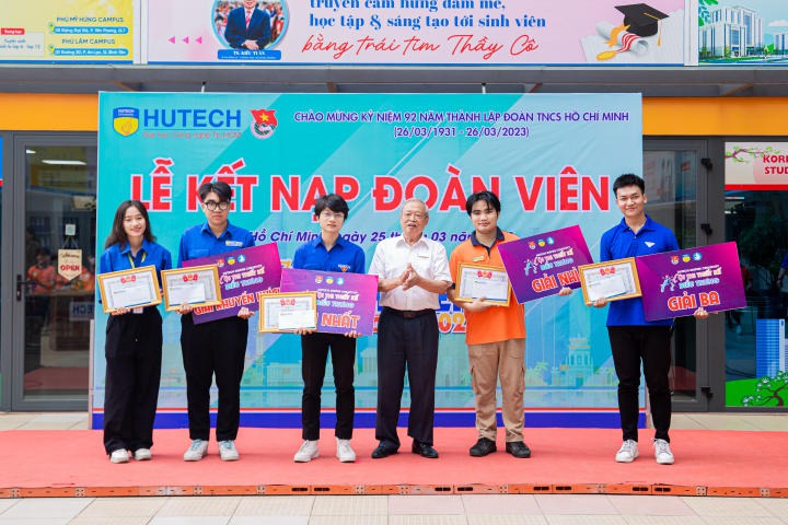 136 sinh viên HUTECH được kết nạp vào Đoàn Thanh niên Cộng sản Hồ Chí Minh 105