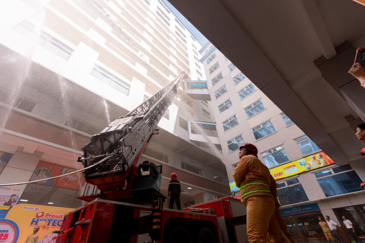 [Video] HUTECH tổ chức diễn tập PCCC & CNCH: Nâng cao năng lực ứng phó, bảo đảm an toàn học đường 124