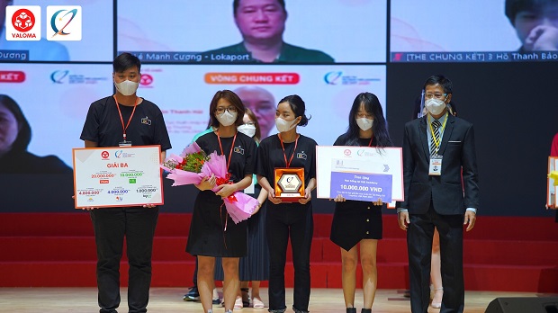 Sinh viên Logistics HUTECH giành giải Ba cuộc thi Tài năng trẻ Logistics Việt Nam 2021