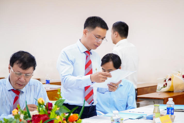 ​Học viên ngành Quản trị kinh doanh HUTECH hoàn thành luận văn/đề án tốt nghiệp Thạc sĩ với kết quả đầy tự hào 77