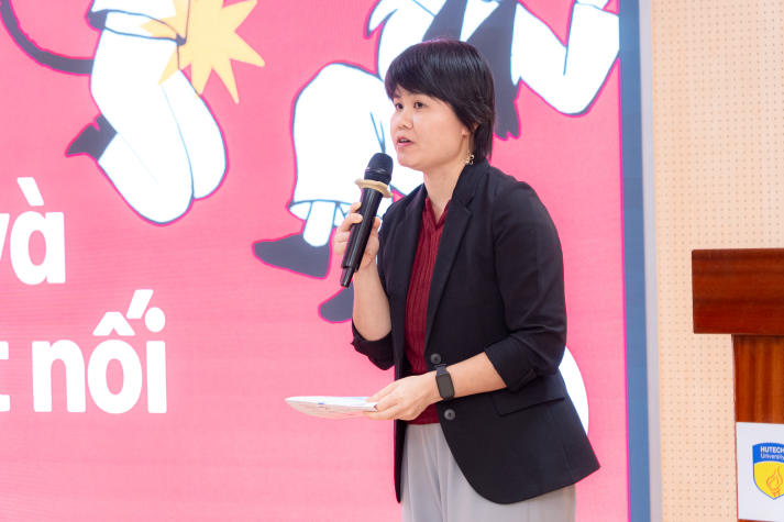 [Video] Sinh viên Viện Kỹ thuật đón đầu công nghệ trạm sạc xe điện và lưu trữ năng lượng BESS 68