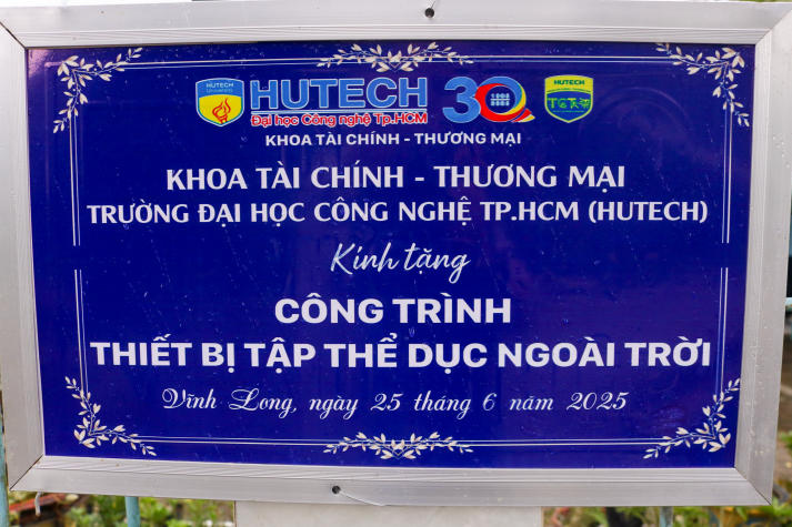 Khoa Tài chính - Thương mại bàn giao công trình vì sức khỏe cộng đồng tại tỉnh Vĩnh Long 72