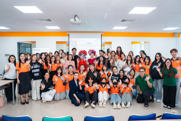 [Hướng nghiệp 2026] Học cùng chuyên gia, sinh viên Công nghệ thẩm mỹ “bỏ túi” bí quyết vững nghề 43