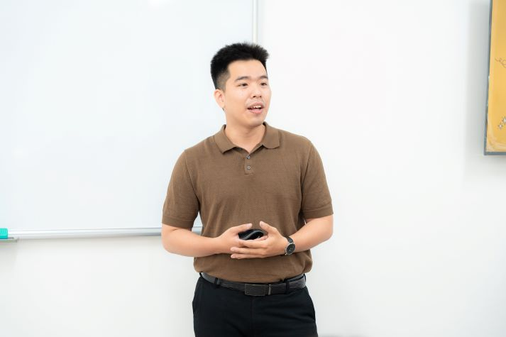 Gắn kết thực tiễn tại IELTS Mentor: Sinh viên Khoa Tiếng Anh nuôi dưỡng năng lực và đam mê nghề nghiệp 17