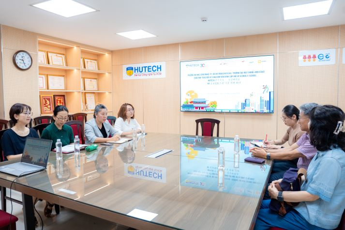 Cội rễ văn minh từ tinh thần gắn kết: Bài học GS. Yoo Kwon Jong chia sẻ với sinh viên 64