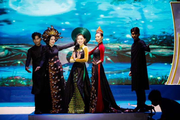 Trải nghiệm học theo kiểu “độc lạ” cùng sinh viên HUTECH tại loạt sân chơi “cực chất” 93