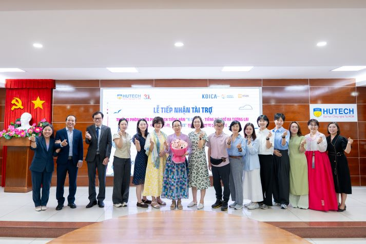 HUTECH enhances Korean language learning experience with international standard “K-VOICE” Interpretation and Translation Lab 128