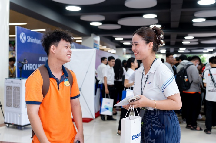 Ngày hội Văn hóa và Tuyển dụng Việt - Hàn 2025: Bắt nhịp văn hóa, chạm cơ hội nghề nghiệp quốc tế 134