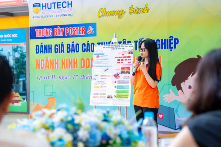 Sáng tạo từ trải nghiệm thực tế: Sinh viên ngành Kinh doanh thương mại báo cáo thực tập bằng poster 79