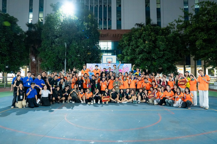 Sinh viên Kiến trúc - Mỹ thuật bứt tốc trong ngày hội thể thao 20