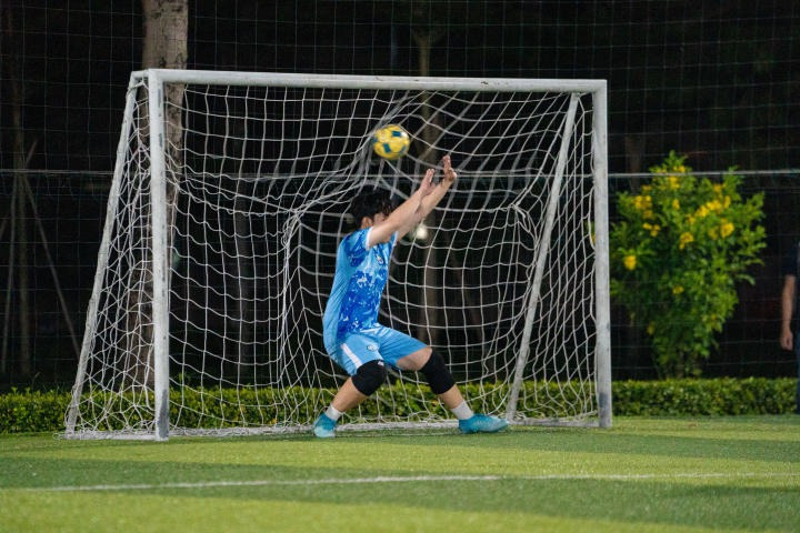 Giải thể thao chào đón tân sinh viên 2023 chính thức khép lại với nội dung thi đấu Cầu lông nam, nữ và Bóng đá nam 137