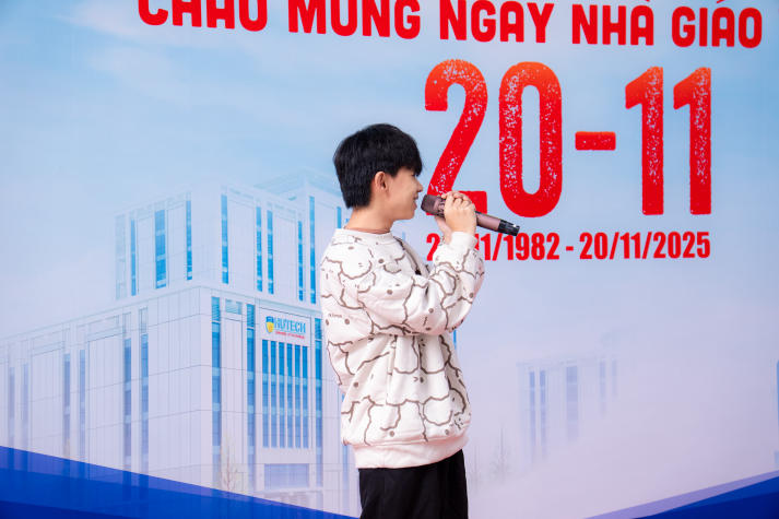 Thanh âm biết ơn: Sân trường HUTECH rộn ràng sắc màu 20/11 17