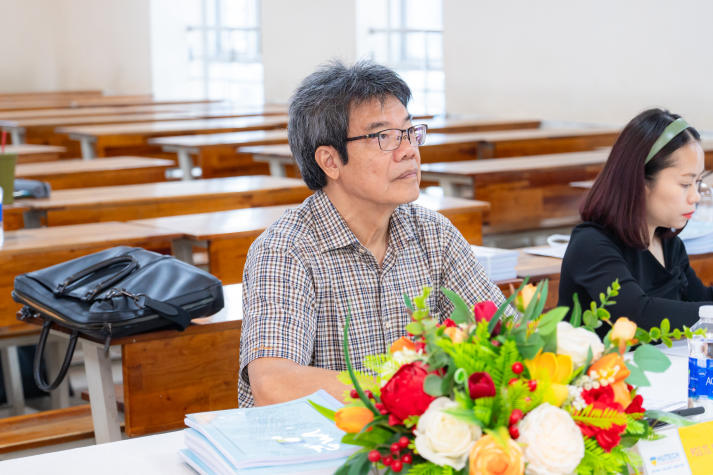 Nhiều giải pháp thiết thực được đề xuất trong buổi bảo vệ luận văn/đề án tốt nghiệp Thạc sĩ ngành Quản trị kinh doanh 10