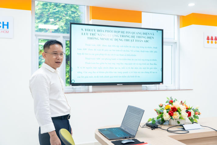 Nhiều giải pháp cho hệ thống điện thông minh tại buổi bảo vệ luận văn/đề án Thạc sĩ ngành Kỹ thuật điện 31