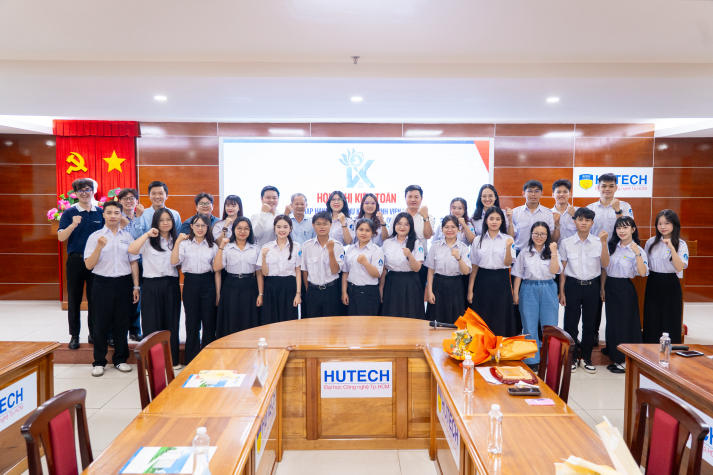 Hội nghị kiện toàn Hội Sinh viên HUTECH Khóa IX: Quyết tâm xây dựng phong trào thiết thực, gắn kết sinh viên 146