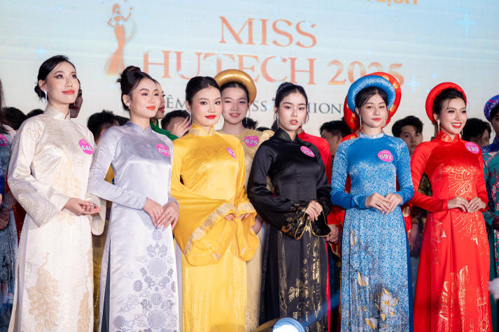 Sắc màu nhân ái: Miss & Mr HUTECH 2025 trình diễn áo dài, gây quỹ thiện nguyện vào 01/3 tới 45