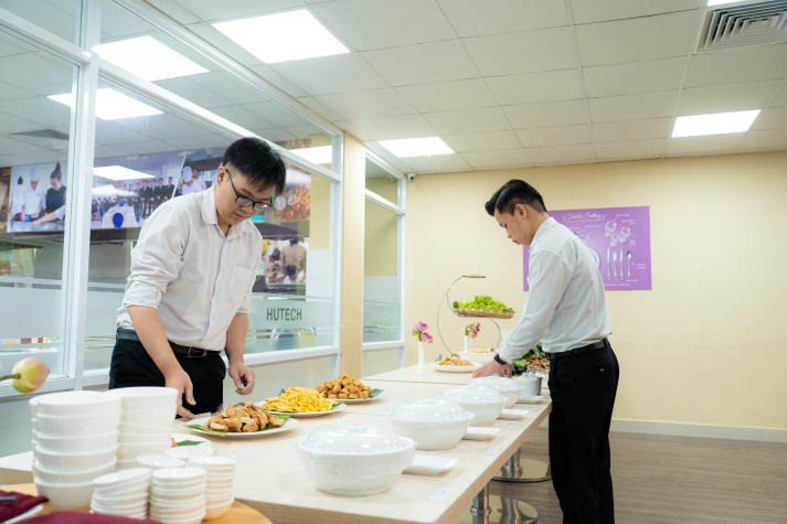 [Hướng nghiệp 2026] Quản trị nhà hàng và dịch vụ ăn uống tiếp tục “lên ngôi” khi du lịch & ẩm thực phát triển mạnh 82