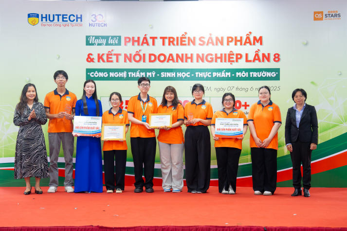[Video] Sinh viên Viện Khoa học Ứng dụng trình làng dự án, săn việc tại Ngày hội kết nối doanh nghiệp 2025 128