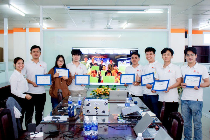 Sinh viên VJIT hào hứng với Workshop Quốc tế “Sri’s Introduction To Innovation” 44