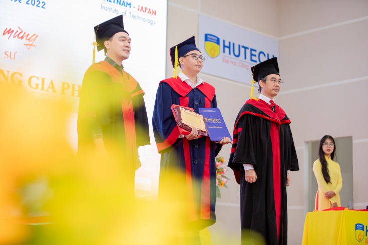 Tân Kỹ sư, Cử nhân Chương trình Việt - Nhật rạng ngời trong Lễ tốt nghiệp tràn đầy niềm vui và kỳ vọng 117