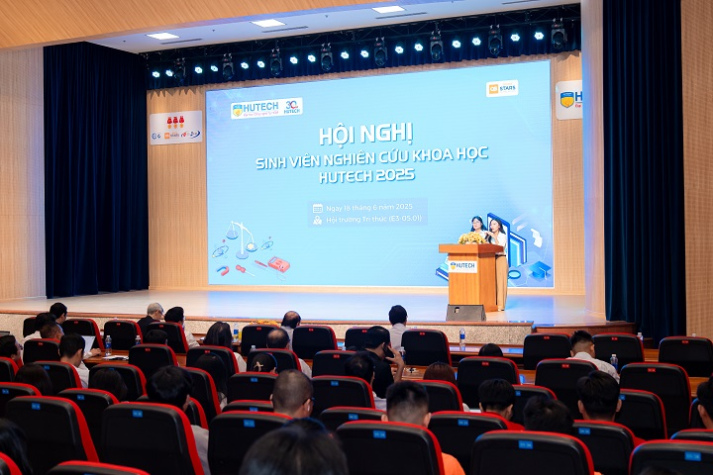 [HUTECH 2025] Những dấu ấn đột phá trong khoa học công nghệ và đổi mới sáng tạo 111