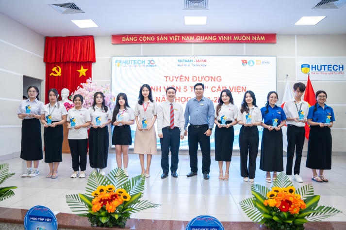 VJIT tổng kết và phát động phong trào sinh viên năm học 2024-2025 33