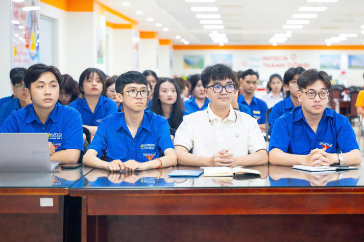 HUTECH sẽ tổ chức tập huấn cán bộ Đoàn - Hội, CLB/Đội/Nhóm năm học 2025-2026 vào ngày 12/9 44