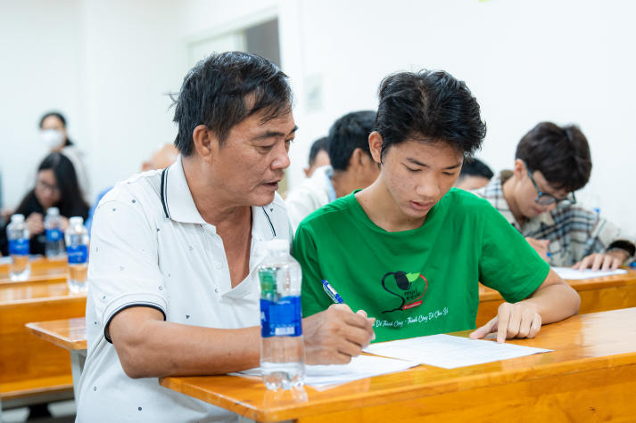 Viện Văn hóa - Nghệ thuật - Thể thao đồng hành cùng Quỹ Hạt giống nhỏ S-Seeds, khai mở tiềm năng nghề nghiệp cho các em học sinh 36